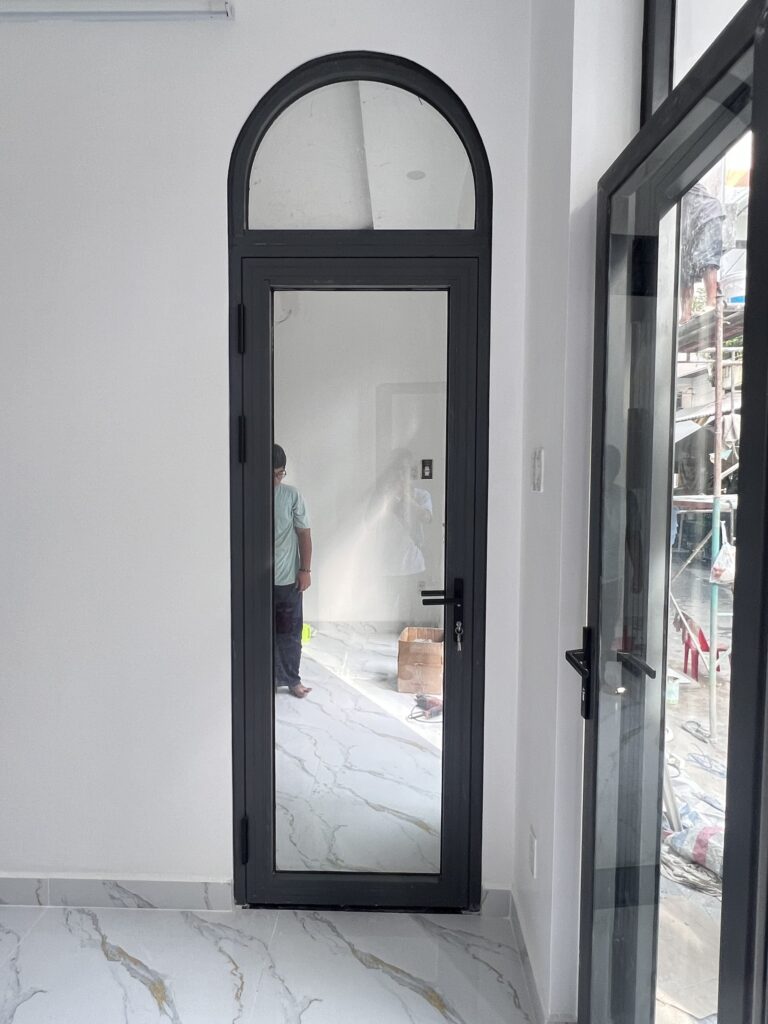 z5240900573859 38475074477773699e4782881354efb1